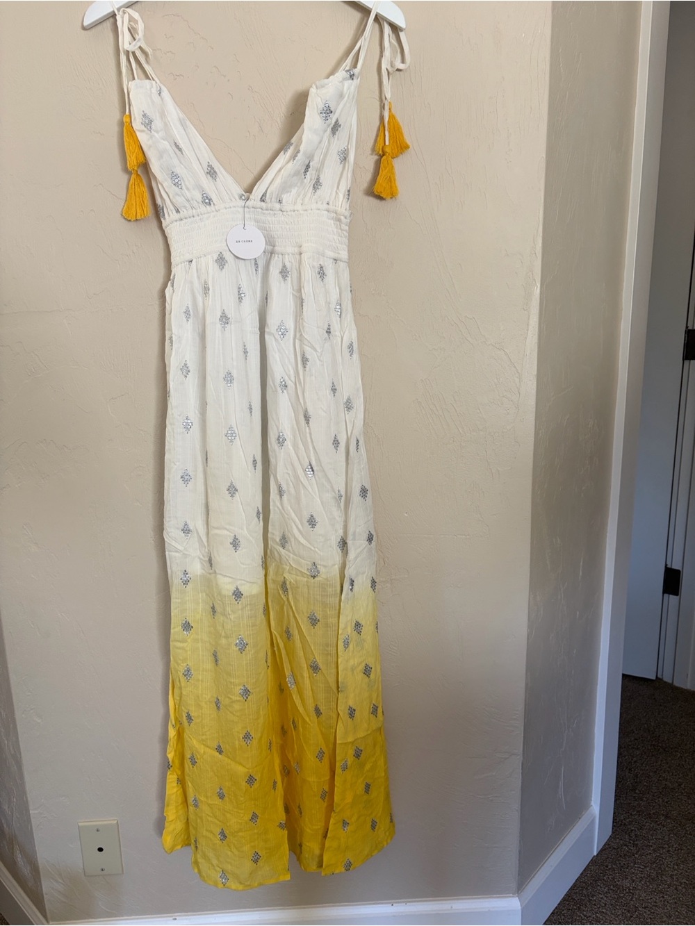 En Créme Summer Tie-Shoulder Maxi Dress. NWT.